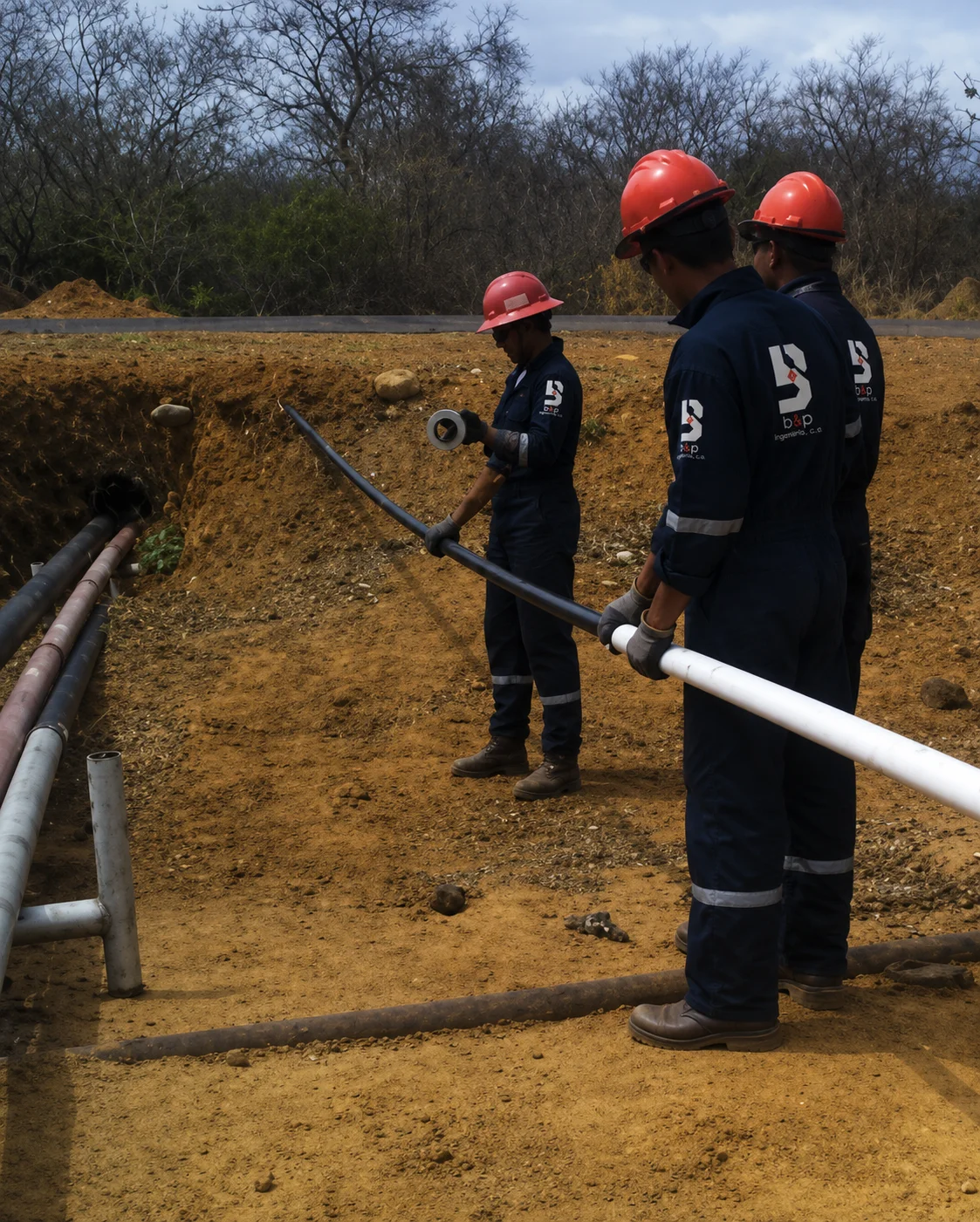 B&P Ingeniería, C.A. — BYPICA personnel working in field operations